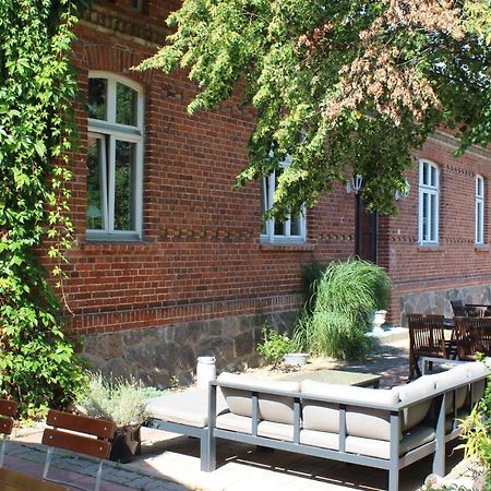 Hotel Sankt Georg 新勃兰登堡 外观 照片